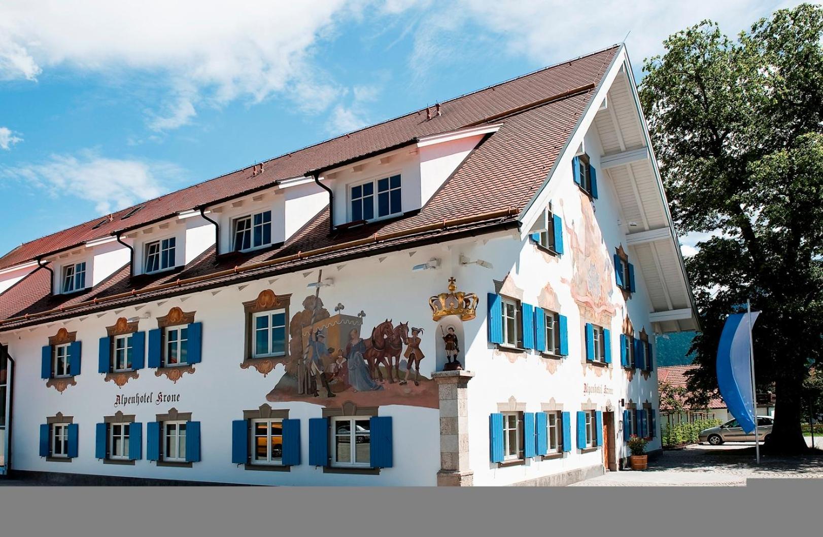 Alpenhotel Krone Пфронтен Экстерьер фото