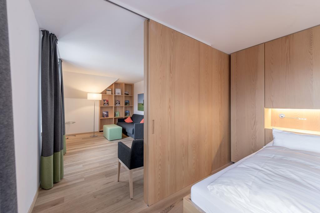 Alpenhotel Krone Пфронтен Экстерьер фото