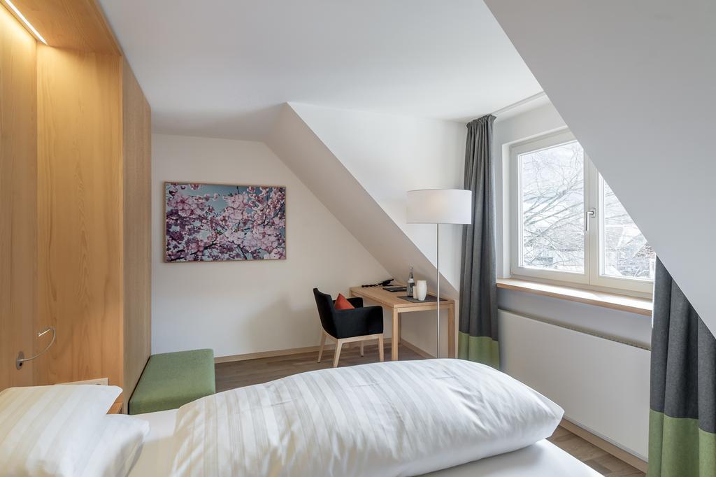 Alpenhotel Krone Пфронтен Экстерьер фото