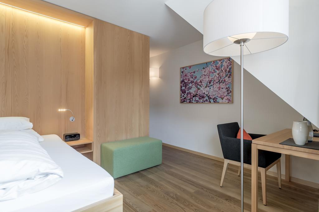 Alpenhotel Krone Пфронтен Экстерьер фото