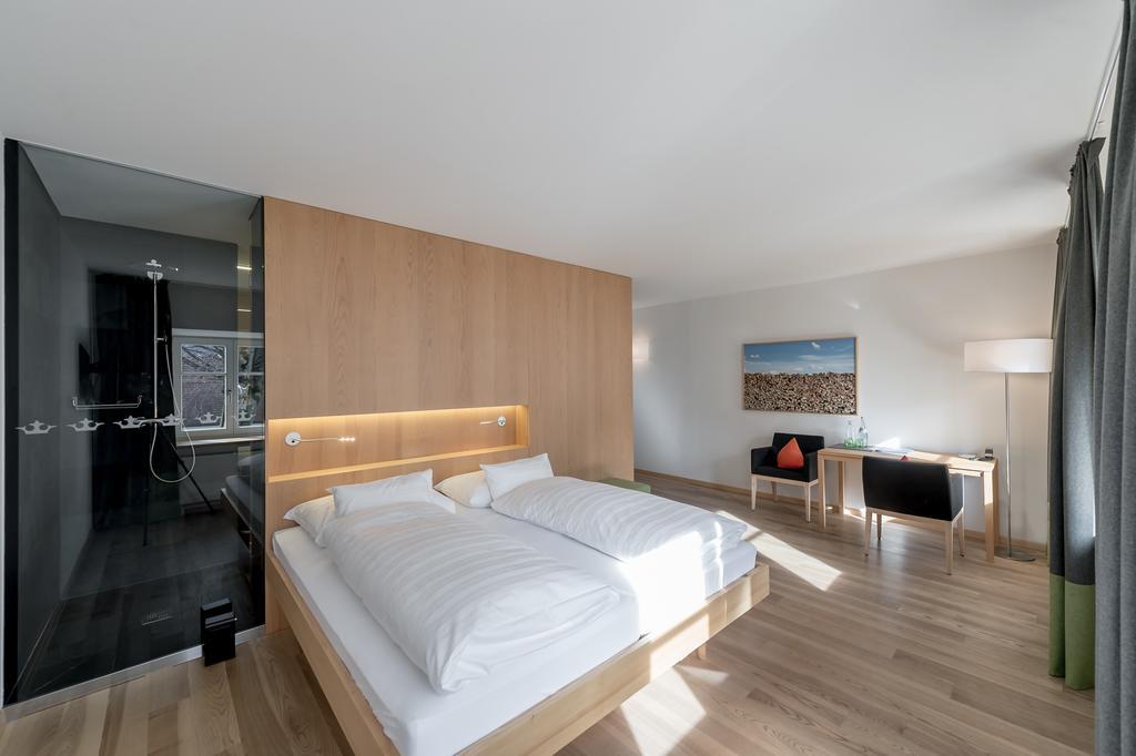 Alpenhotel Krone Пфронтен Экстерьер фото