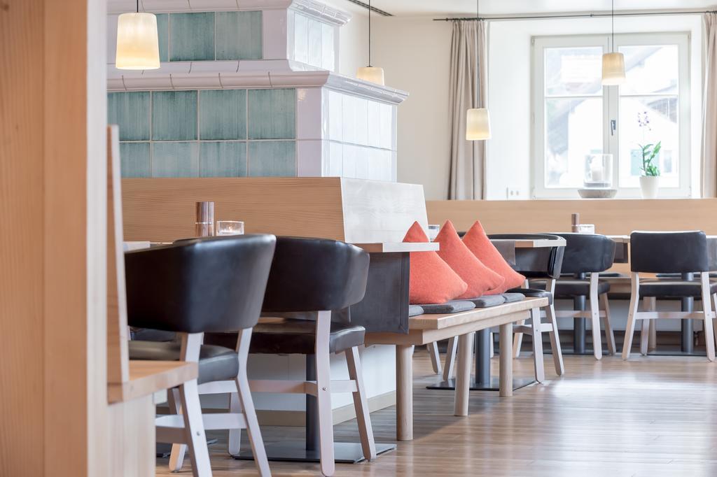 Alpenhotel Krone Пфронтен Экстерьер фото