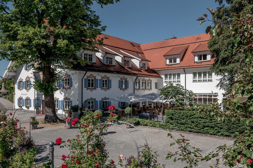 Alpenhotel Krone Пфронтен Экстерьер фото